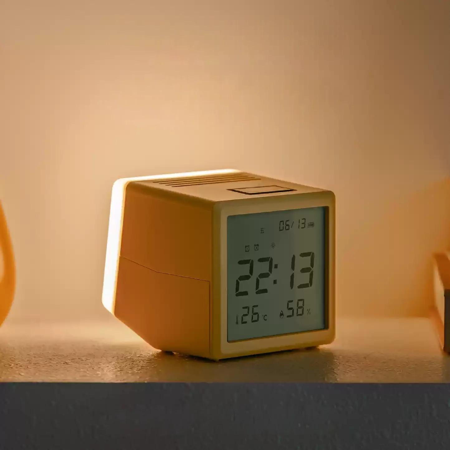 Black & White - Seesaw Alarm Clock - Image 3