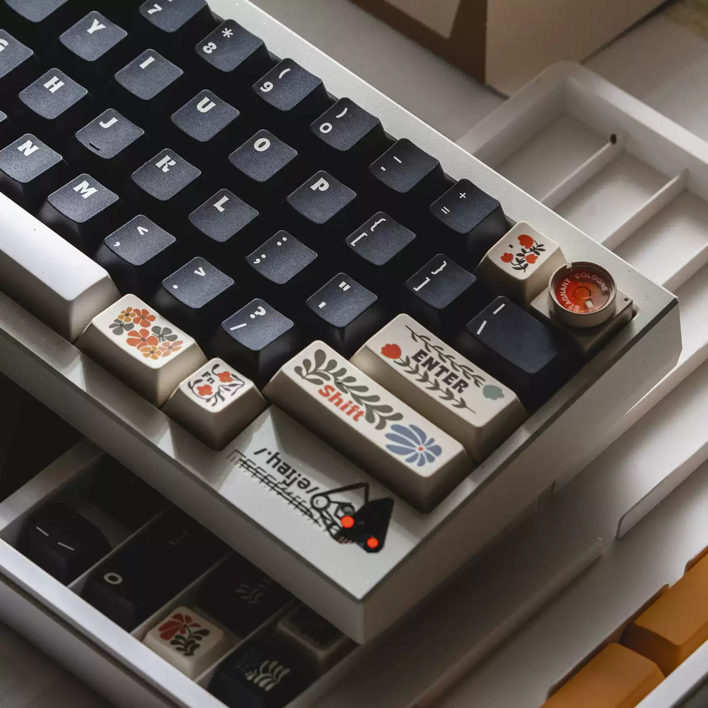 FBB - Garden Retro PBT ANSI/ISO Keycap Set - Image 4