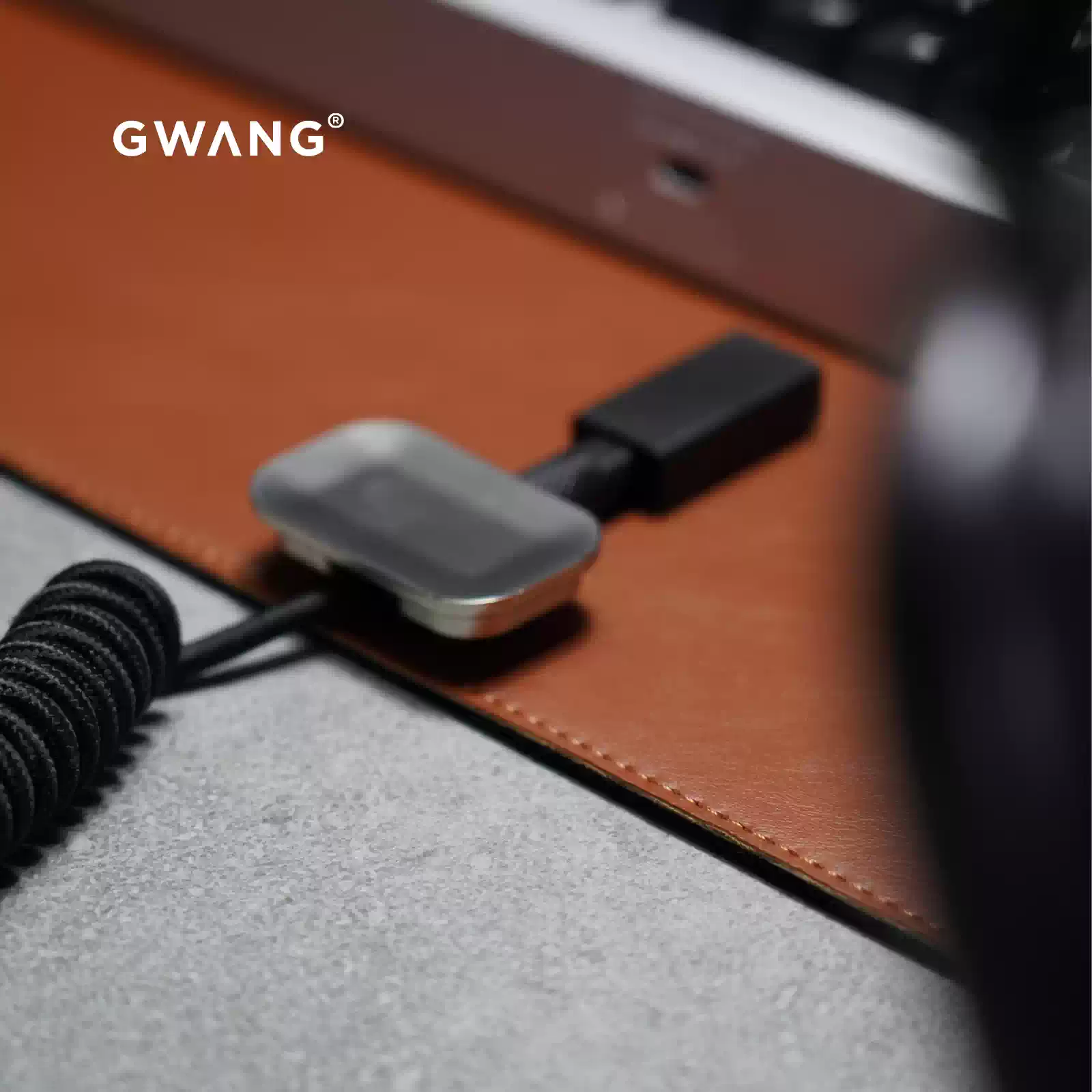 GWANG – Leather-Texture Memory Foam Wrist Rest - Image 3