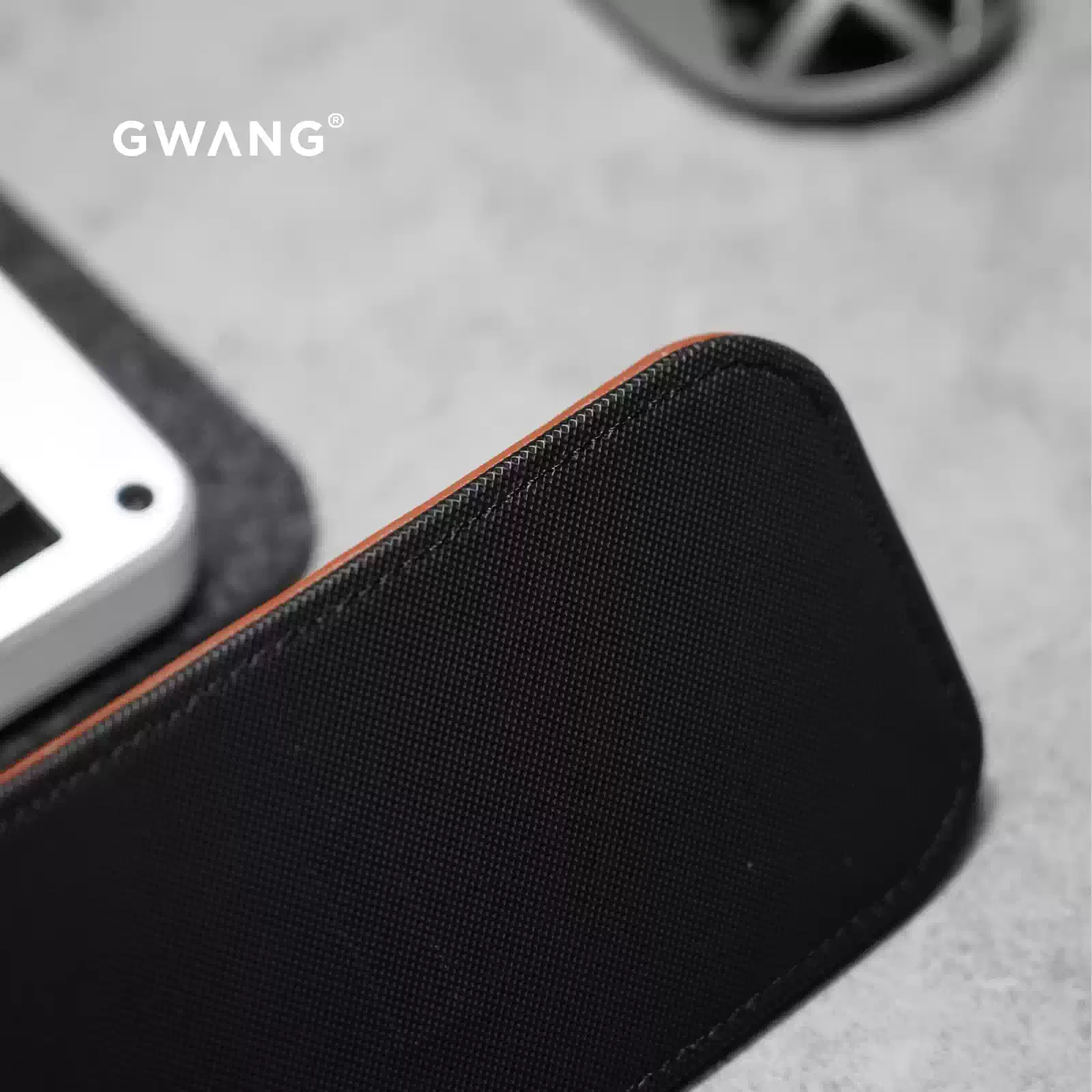 GWANG – Leather-Texture Memory Foam Wrist Rest - Image 5