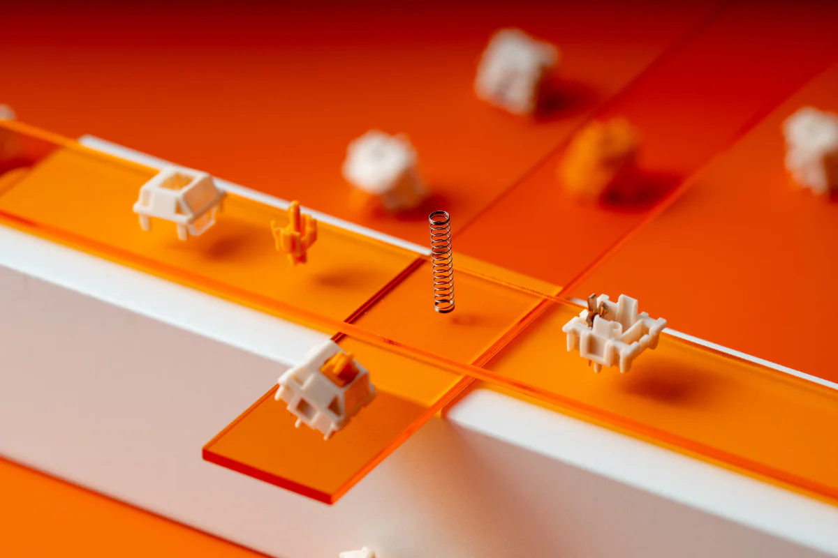HMX XLLAB - Citrus Silver V2 Linear Switches - Image 3