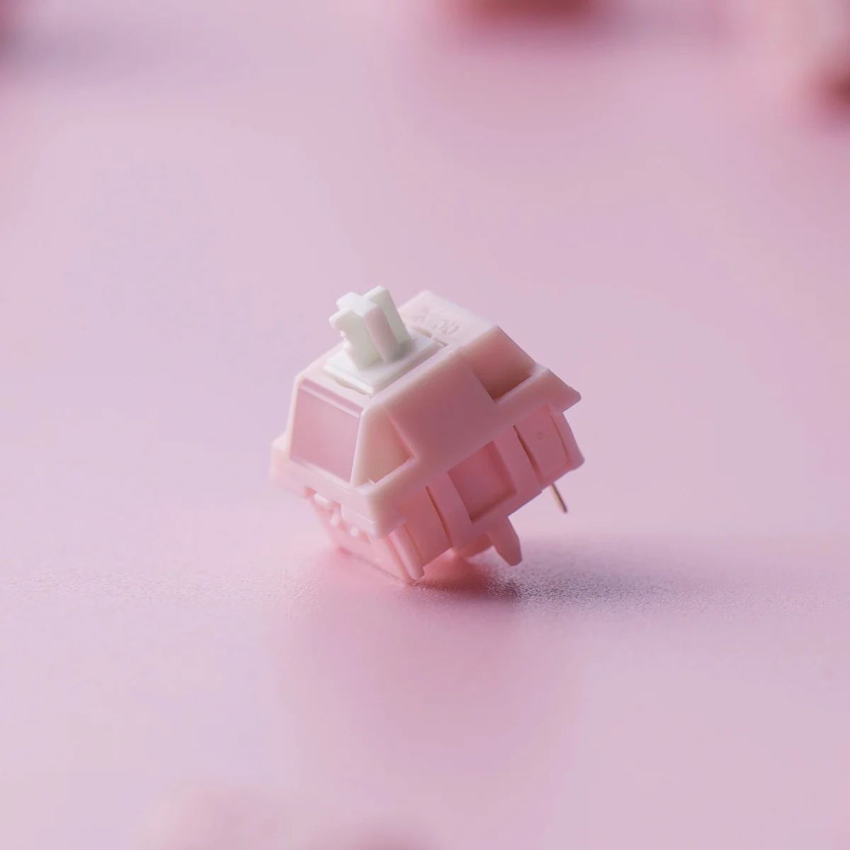 KeyGeek XLLAB - Peach Butt Linear Switches