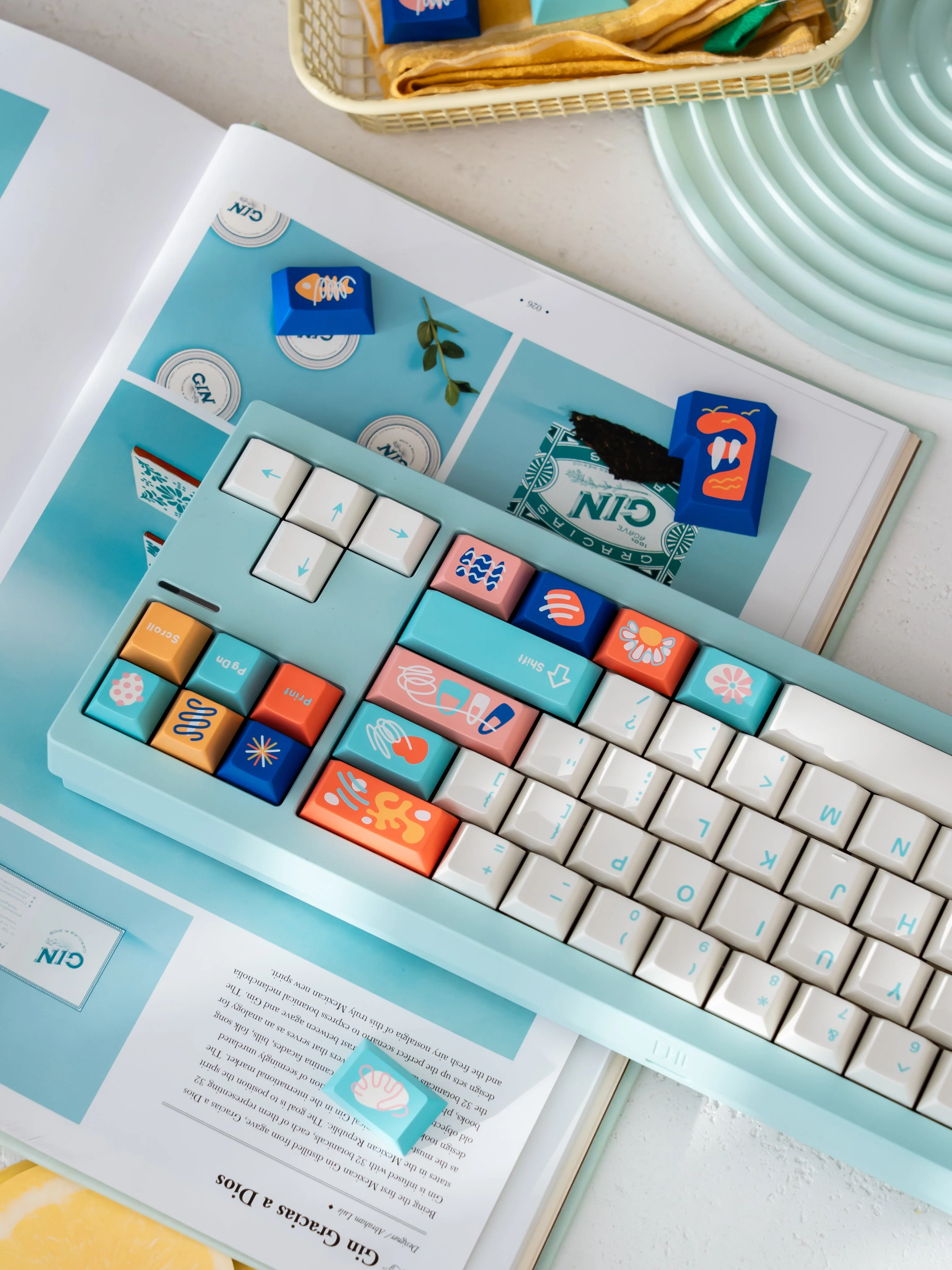 Keykobo - Cinque Terre ABS Double-Shot Keycap Set - Image 17