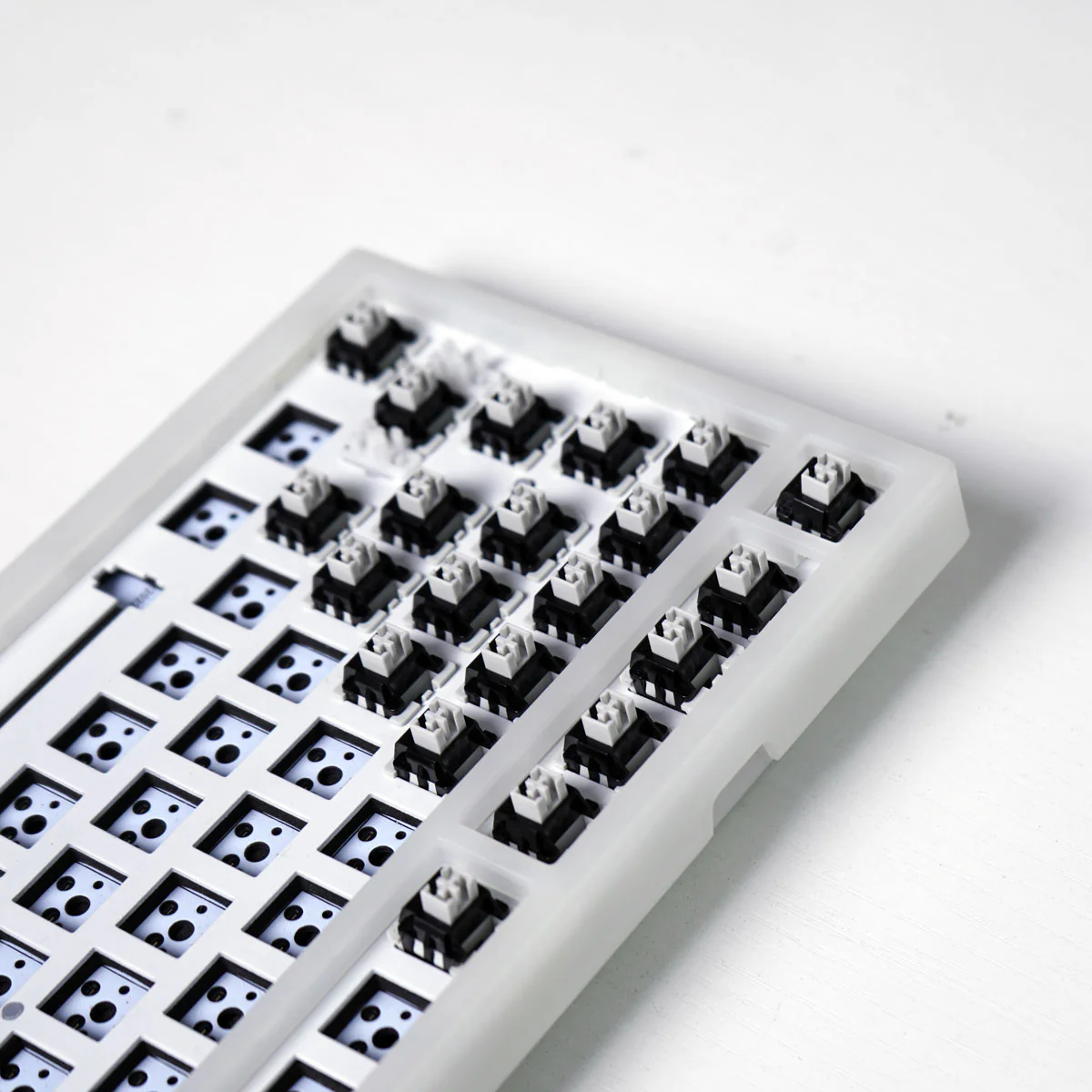 LEOBOG - Graywood V4 Linear Switches - Image 6
