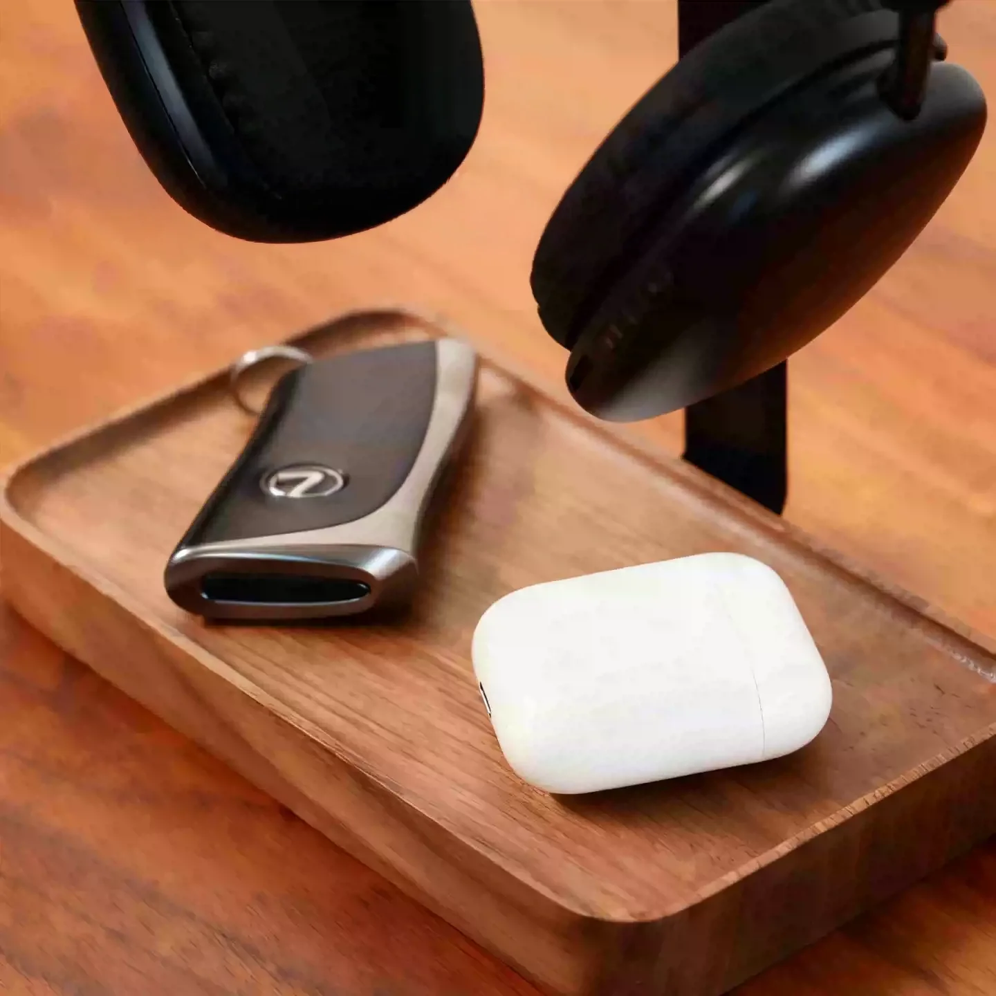 Musowood - Walnut Wood Headphone Stand - Image 3