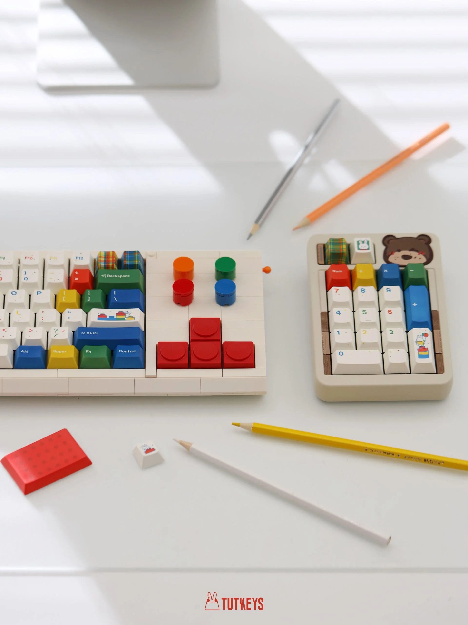Tutkeys - Color Fun Vibrant Keycap Set - Image 4