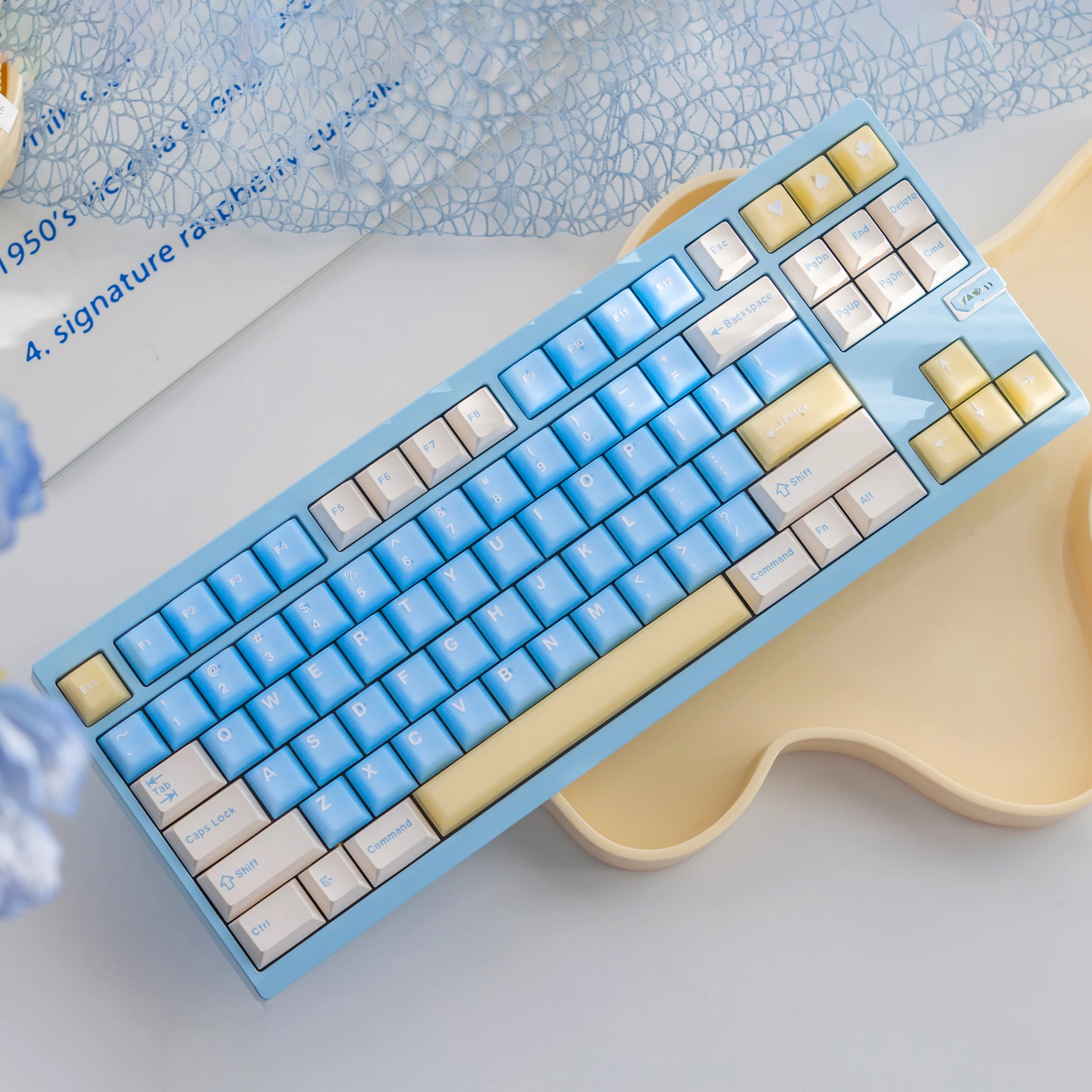 White Peach Oolong / Sea Salt Soda - 164-Key Translucent Keycap Set - Image 11
