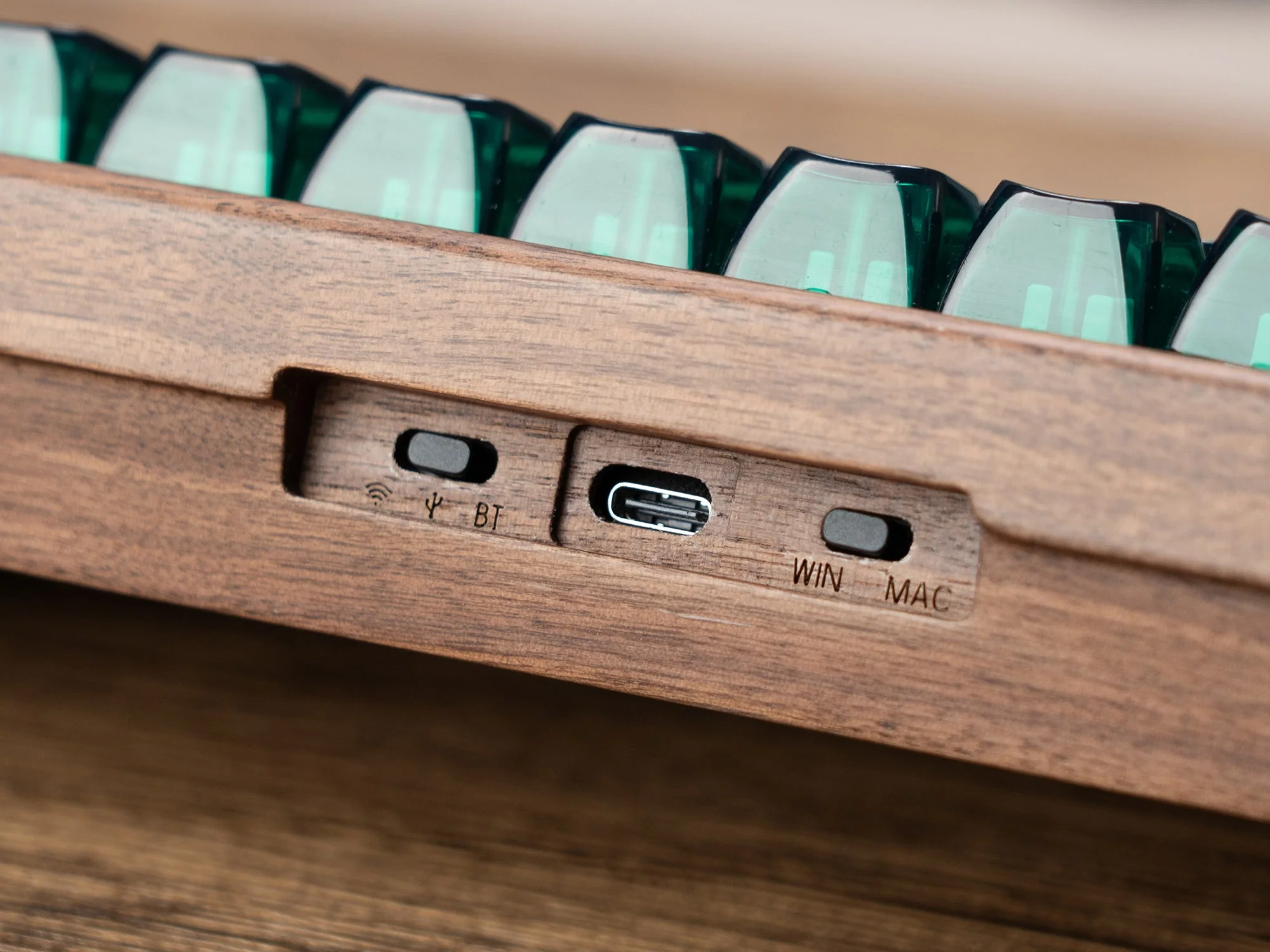 Womier - WD75 75% Gasket-Mount RGB Hot-Swappable Mechanical Keyboard - Image 8